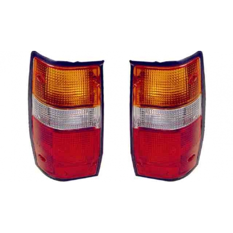 Pilotos traseros para MITSUBISHI L200 Pick-up (D50) (86-96)