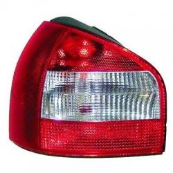 FAROLIM ESQUERDO COM LUZ NEVOEIRO / AUDI A3 8L / 00-03