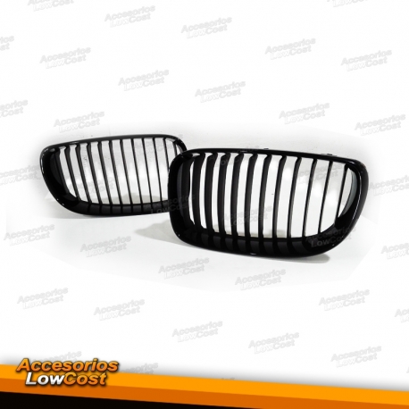 GRELHAS FRONTAIS PARA-CHOQUES LOOK 1M / BMW E88 / E81 / E82 PRETO BRILHANTE